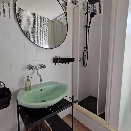 Vanja Διαμέρισμα Zrnovo