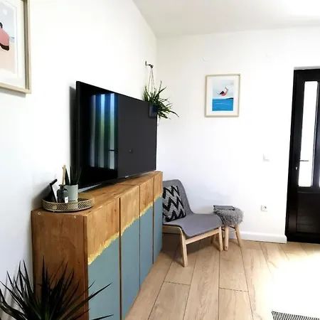Vanja Apartment *